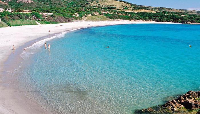 Apartament Relax Family House Al Mare Isola Rossa Zewnętrze zdjęcie