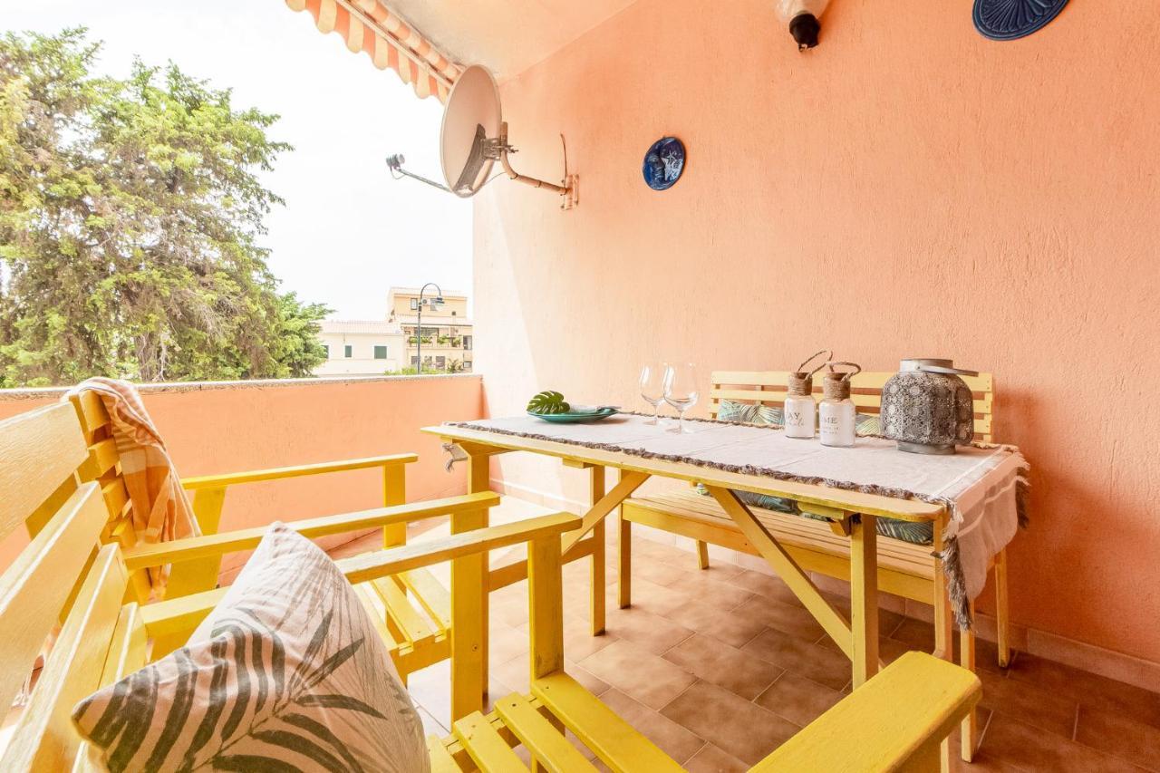 Apartament Relax Family House Al Mare Isola Rossa Zewnętrze zdjęcie